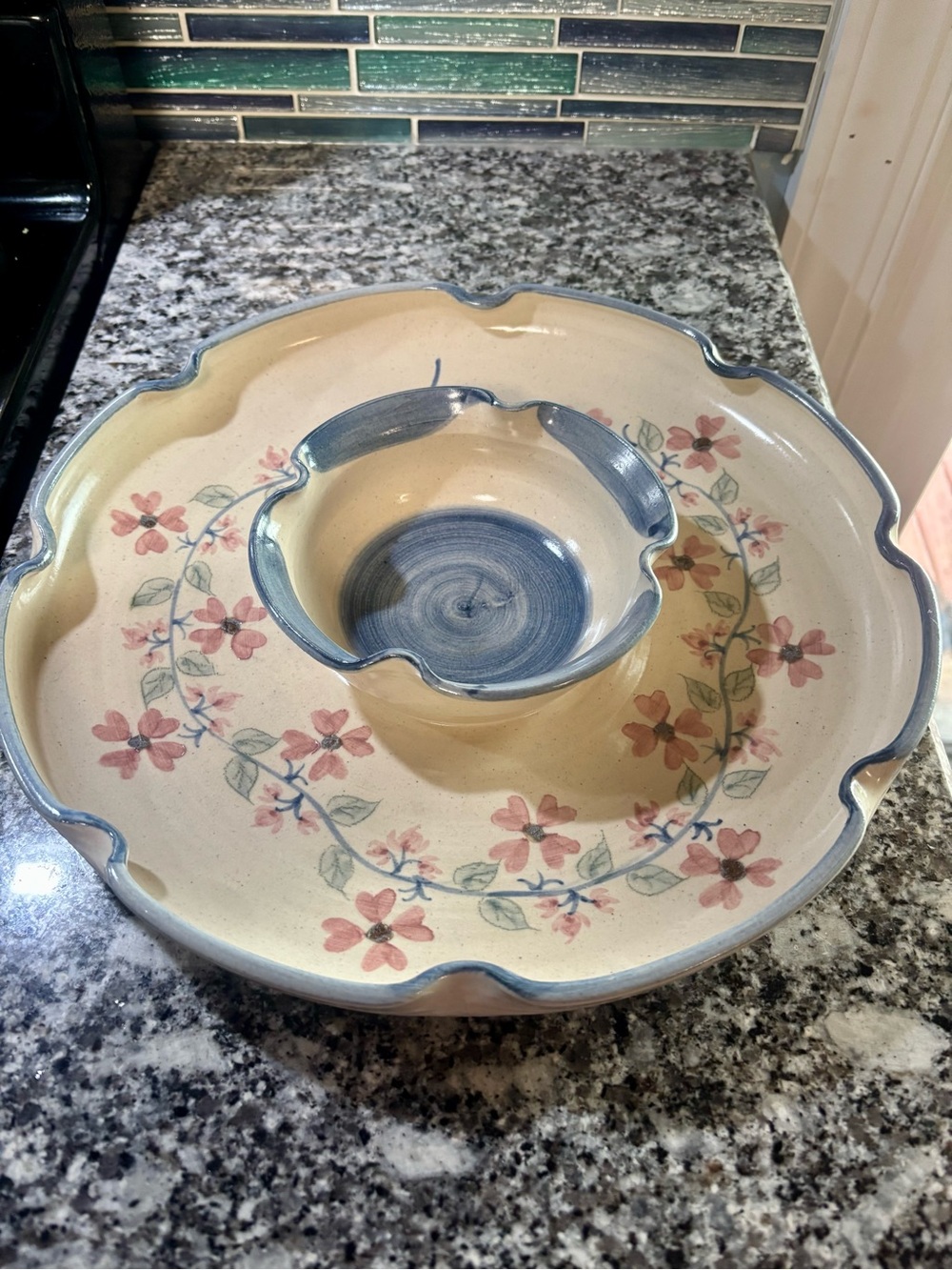 Vintage hand painted floral ceramic chips&dip serving tray - Picture 2 of 11